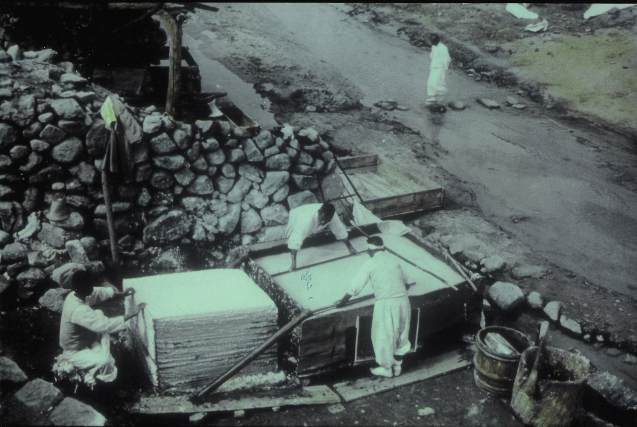 59  세검정개울가장판지뜨기1933.webp